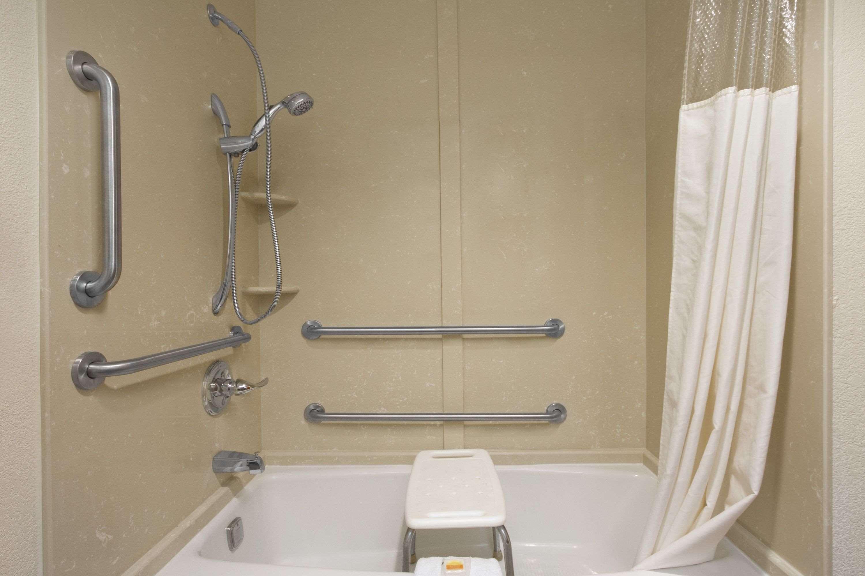 Days By Wyndham Fayetteville-south/i-95 Exit 49 3* Fayetteville
