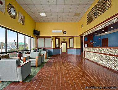 Hotel Days By Wyndham Fayetteville-south/i-95 Exit 49 Fayetteville