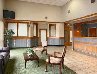 Days By Wyndham Fayetteville-south/i-95 Exit 49 Hotel 3*